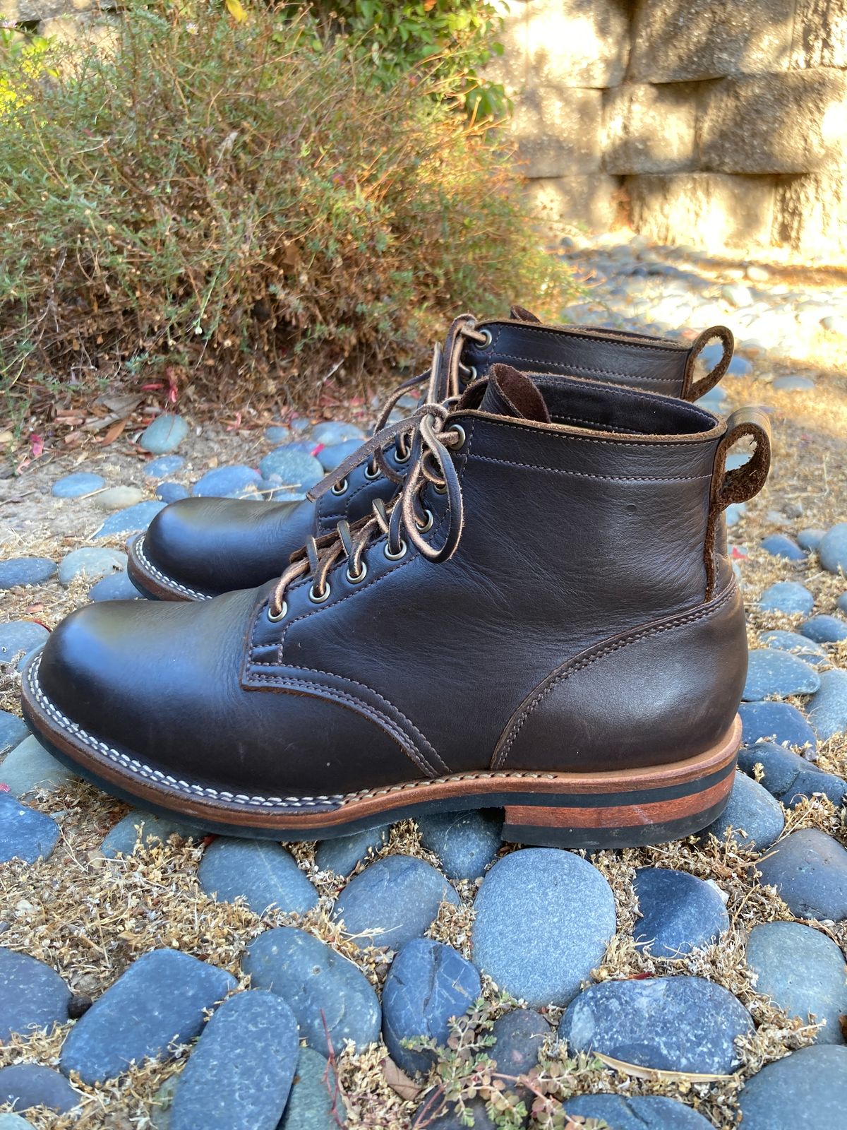 Photo by boogieshafer on September 6, 2023 of the Viberg Service Boot in Seidel Brown Oil Tan.