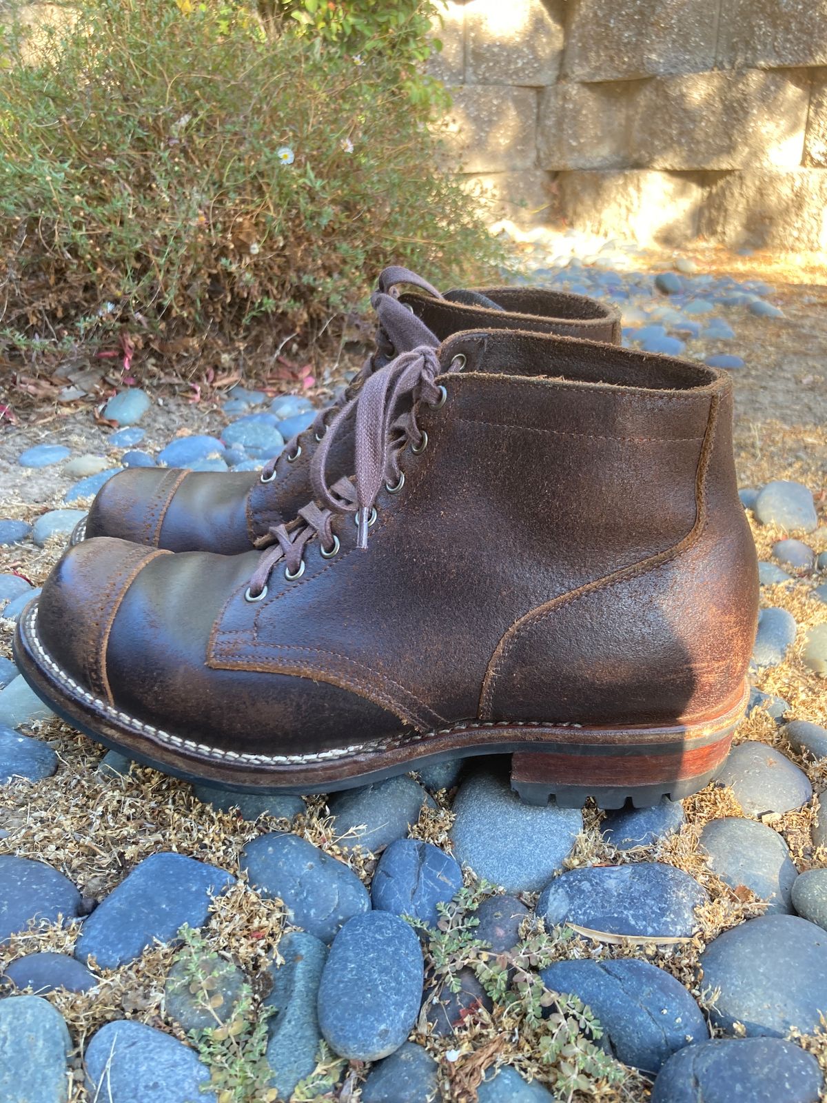 Photo by boogieshafer on August 25, 2023 of the Viberg Service Boot BCT in Horween Brown Waxed Flesh.