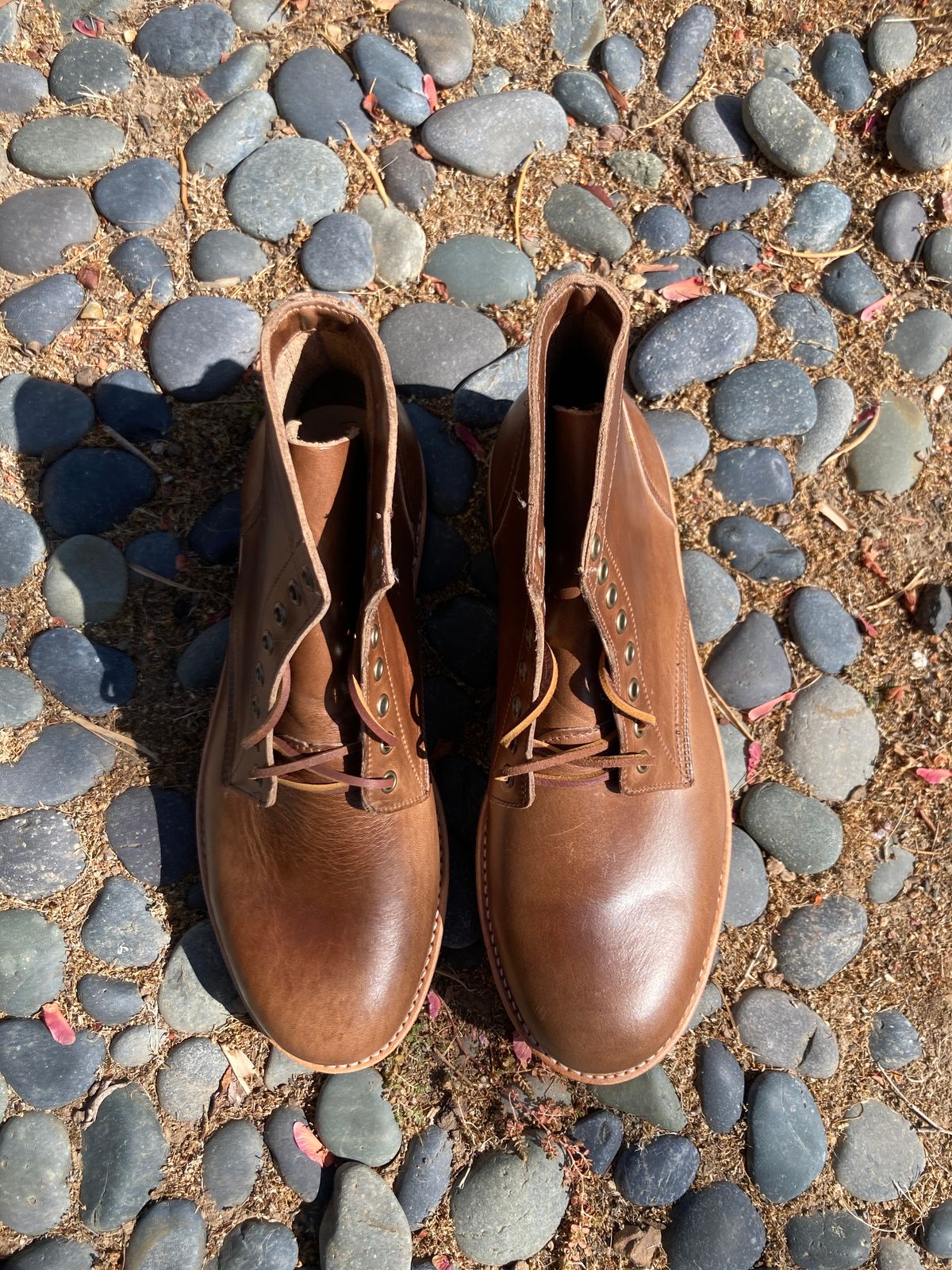 Photo by boogieshafer on October 1, 2023 of the Oak Street Bootmakers Trench Boot in Horween Natural Chromexcel.
