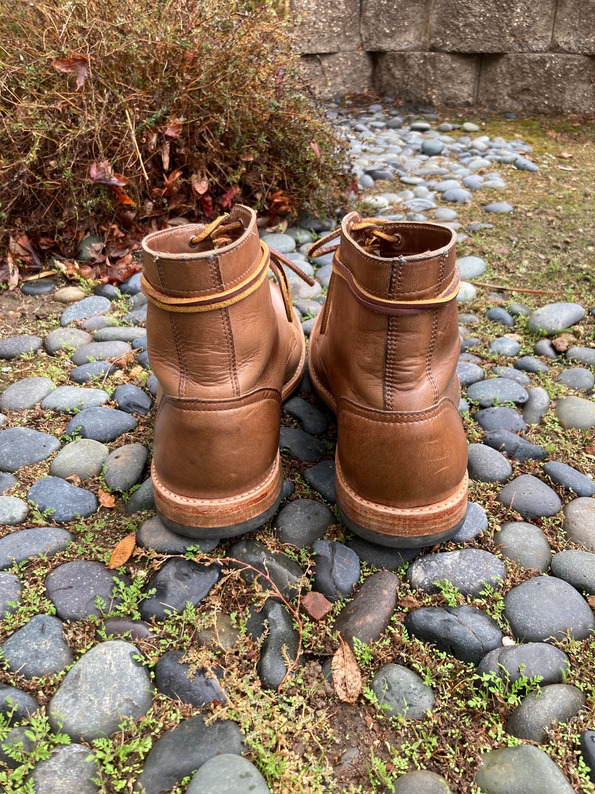 Photo by boogieshafer on December 2, 2023 of the Oak Street Bootmakers Trench Boot in Horween Natural Chromexcel.