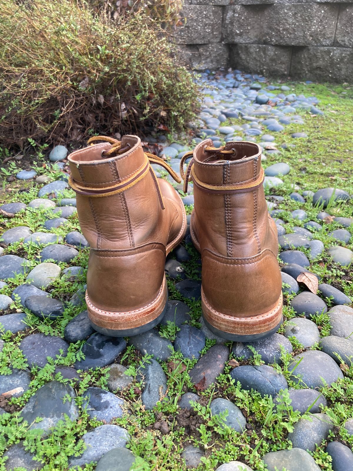 Photo by boogieshafer on January 1, 2024 of the Oak Street Bootmakers Trench Boot in Horween Natural Chromexcel.