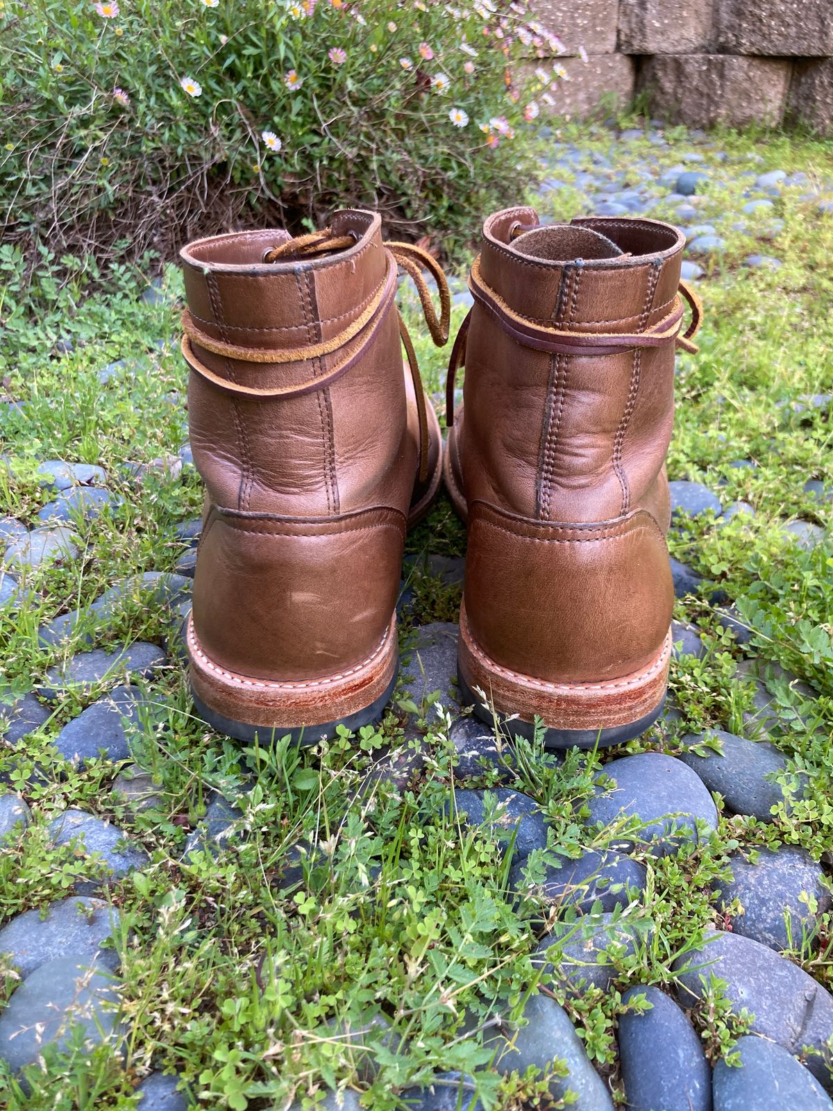 Photo by boogieshafer on April 3, 2024 of the Oak Street Bootmakers Trench Boot in Horween Natural Chromexcel.