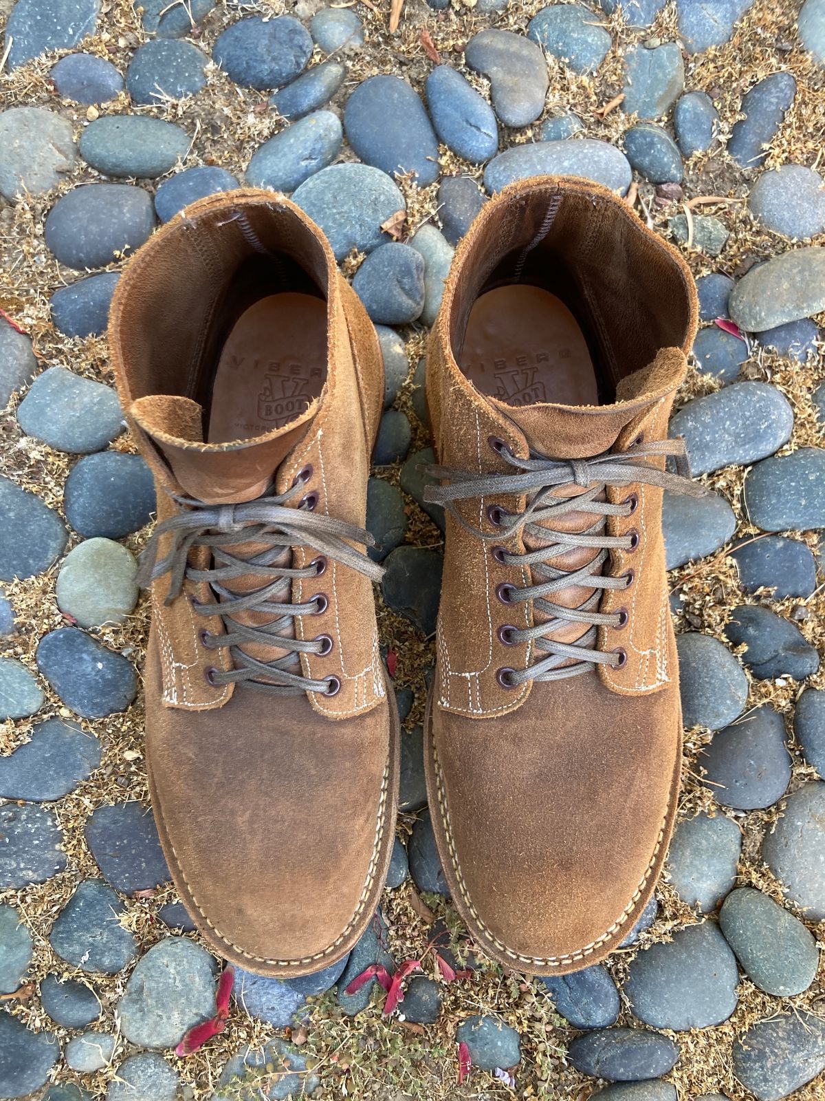 Photo by boogieshafer on September 6, 2023 of the Viberg Boondocker in Horween Natural Chromexcel Roughout.