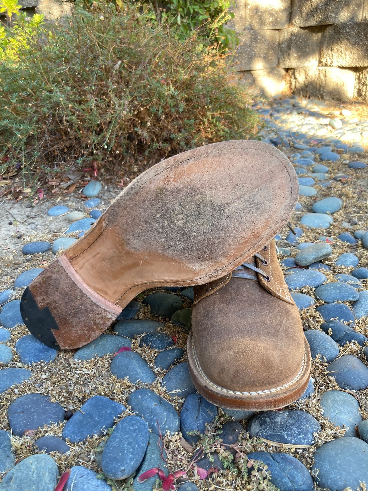 Photo by boogieshafer on September 6, 2023 of the Viberg Boondocker in Horween Natural Chromexcel Roughout.