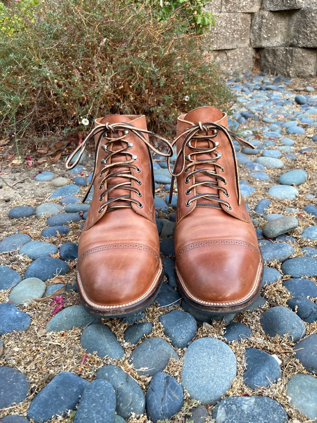 Photo by boogieshafer on September 12, 2023 of the Viberg Service Boot in Maryam Used Cuoio Vitello Calf.