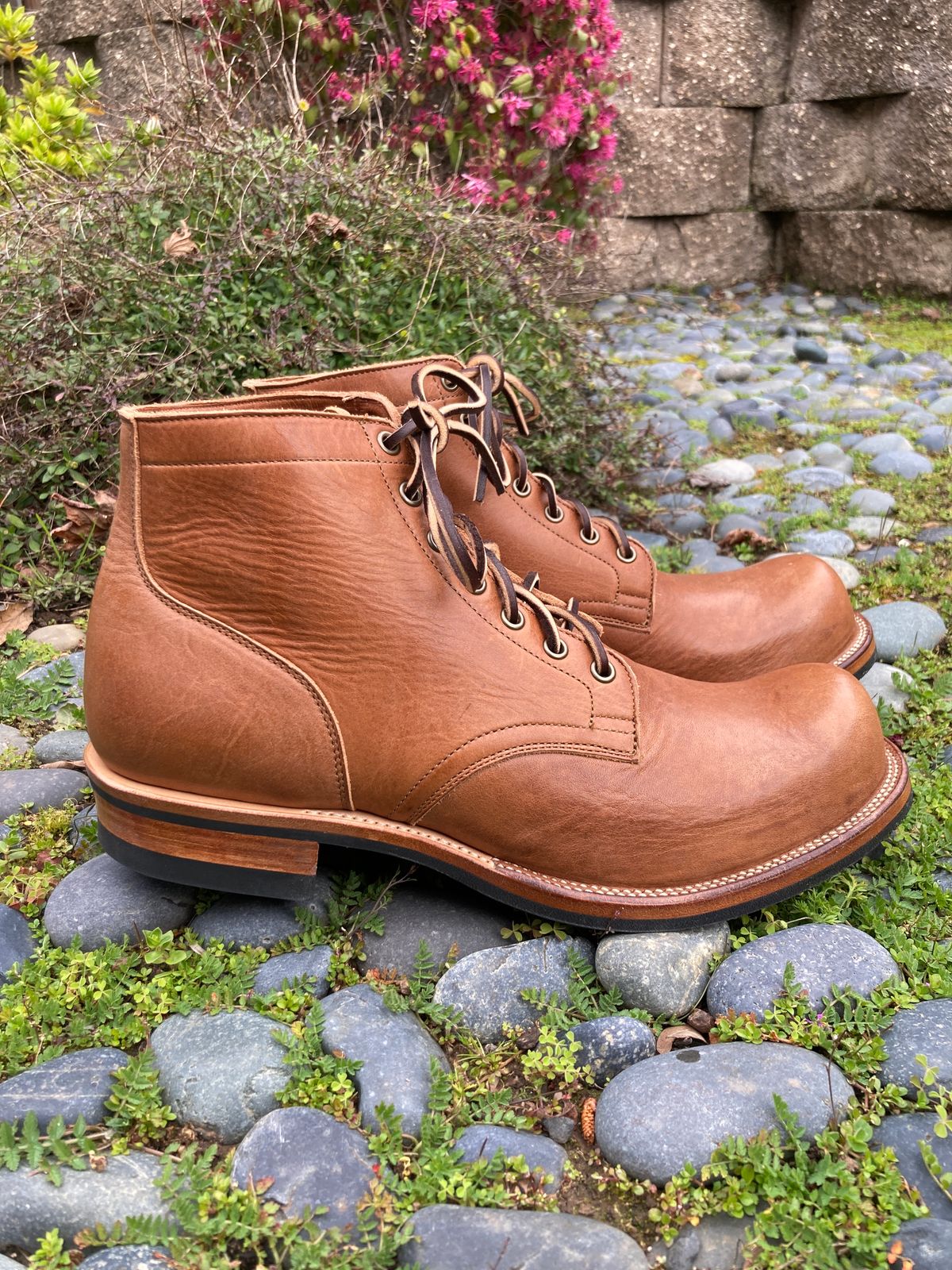 Photo by boogieshafer on February 25, 2023 of the Viberg Service Boot in Horween Oak Chromepak.