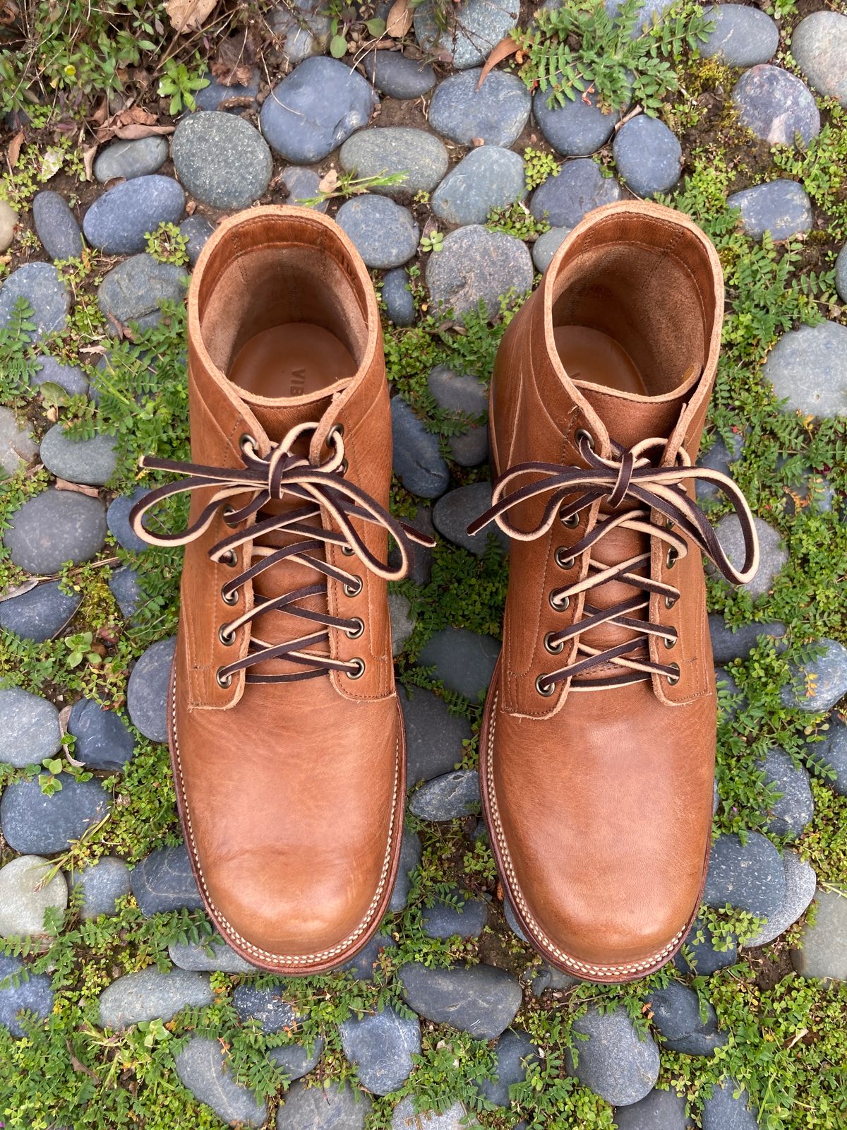 Photo by boogieshafer on February 25, 2023 of the Viberg Service Boot in Horween Oak Chromepak.