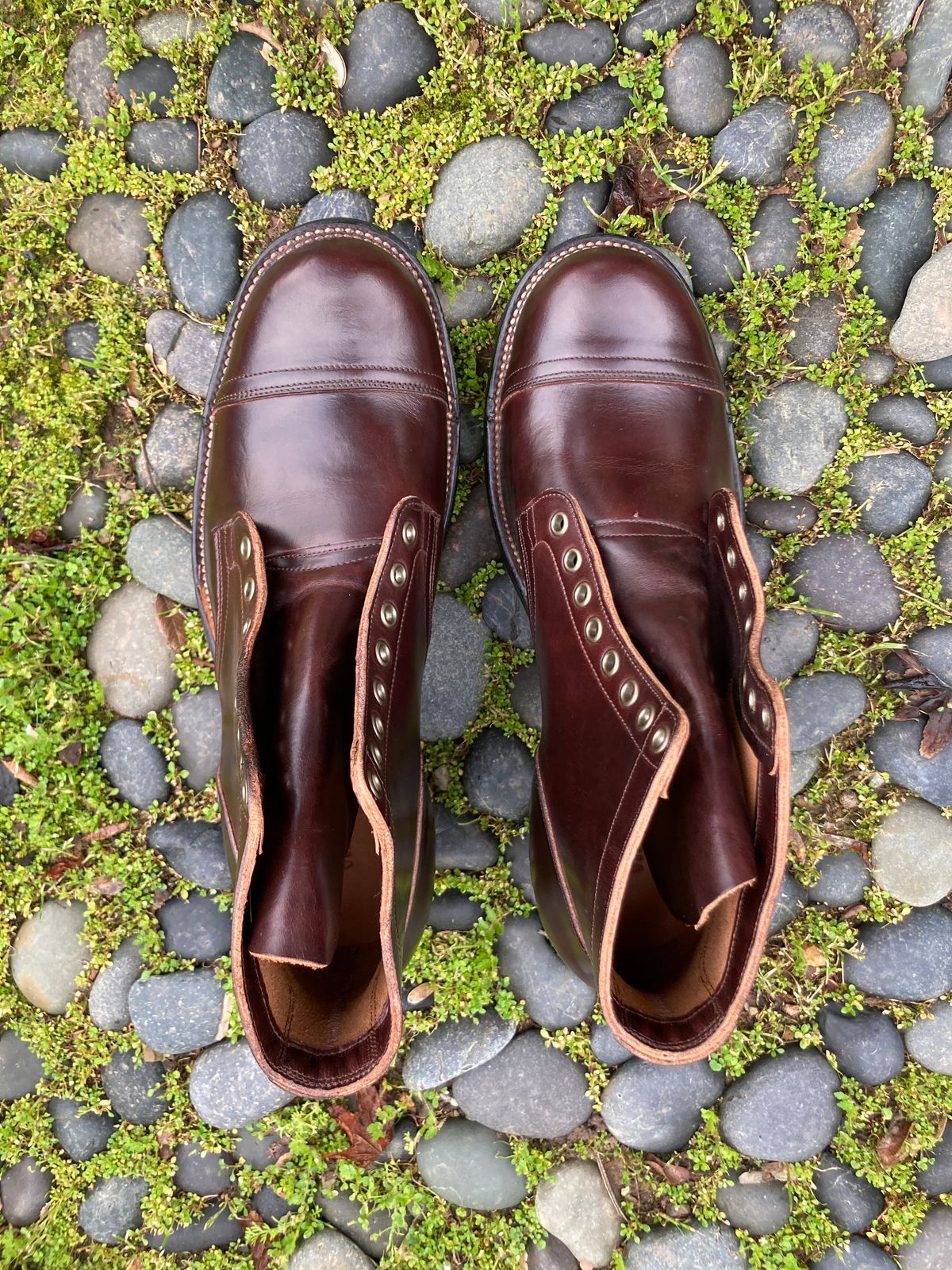 Photo by boogieshafer on February 11, 2024 of the Viberg Service Boot PCT in Horween Brown Chromexcel.