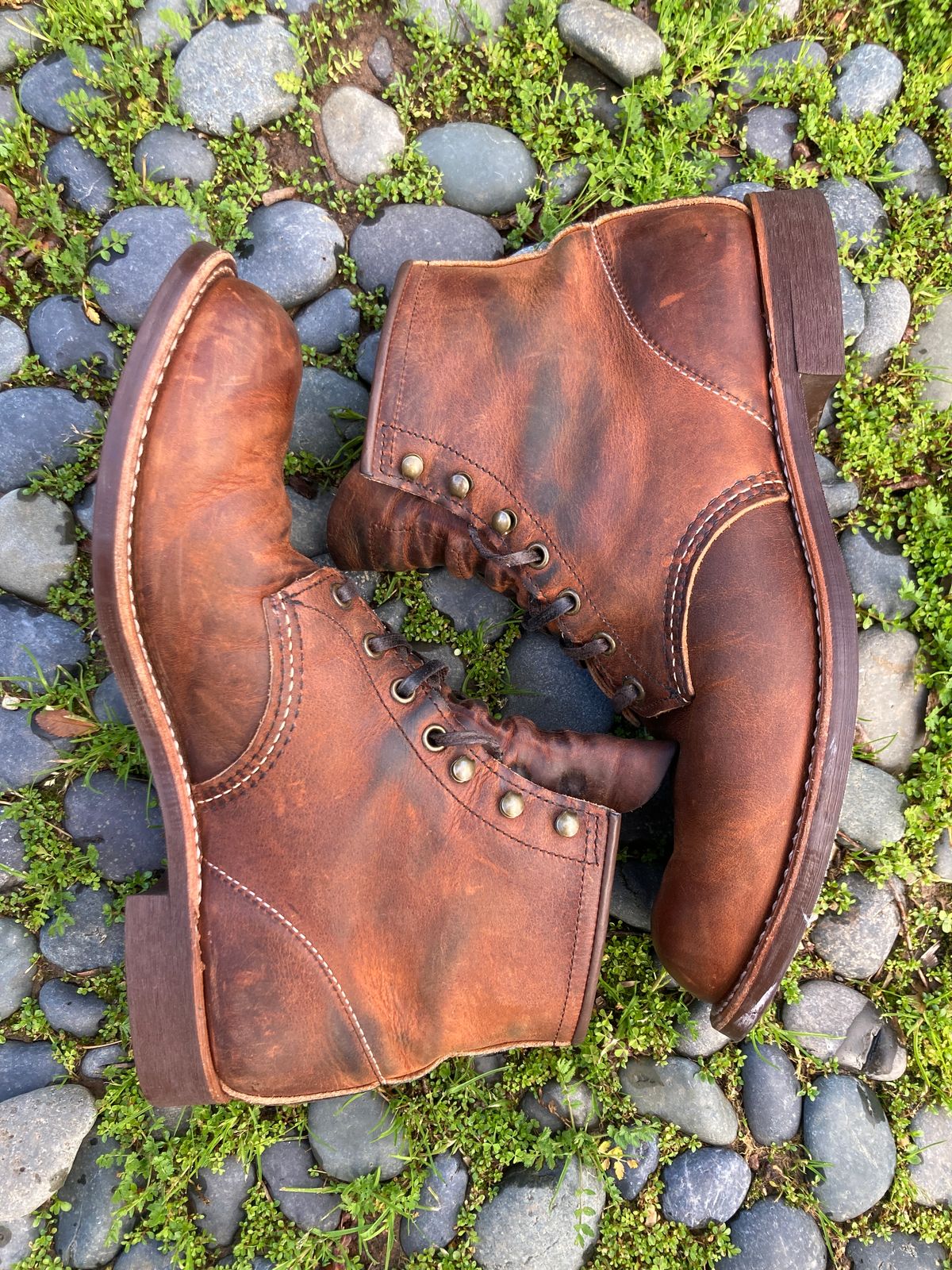 Photo by boogieshafer on March 4, 2024 of the Red Wing Blacksmith in S.B. Foot Copper Rough and Tough.