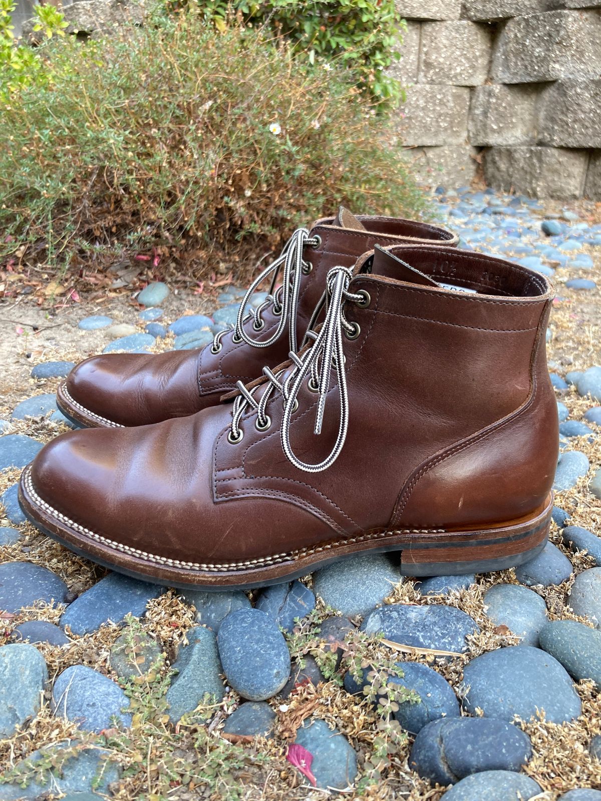 Photo by boogieshafer on August 27, 2023 of the Viberg Service Boot in Horween Brown Chromexcel.