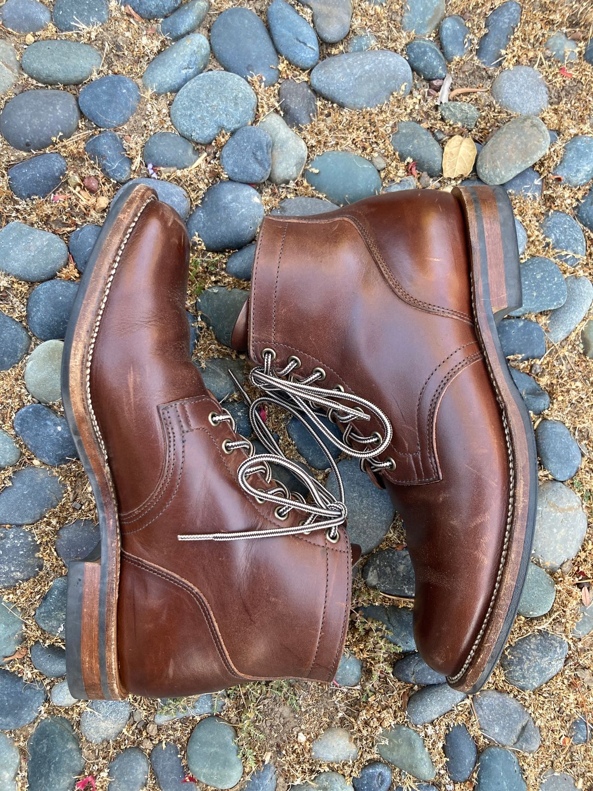 Photo by boogieshafer on August 27, 2023 of the Viberg Service Boot in Horween Brown Chromexcel.