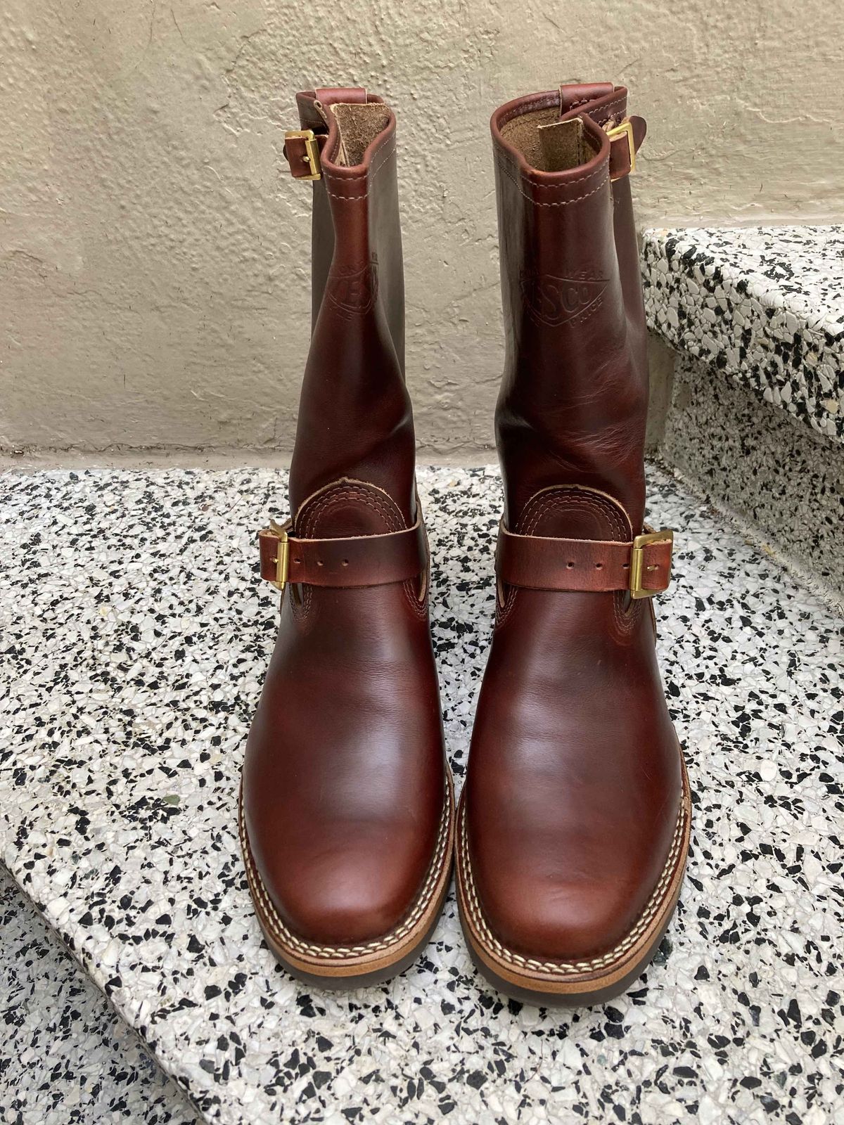 Photo by boogieshafer on November 5, 2021 of the Wesco Mister Lou in Horween Umber Chromexcel.