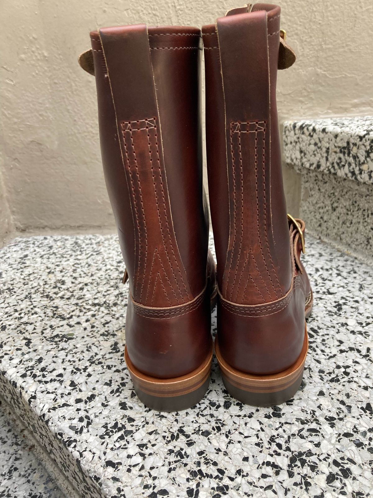 Photo by boogieshafer on November 5, 2021 of the Wesco Mister Lou in Horween Umber Chromexcel.