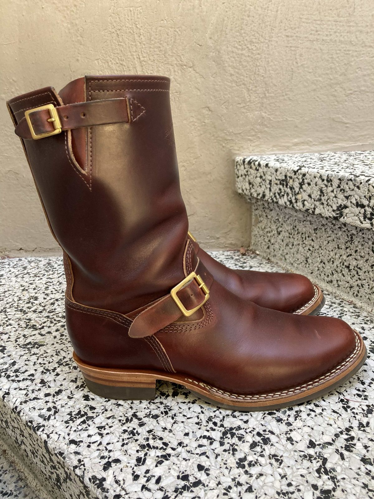 Photo by boogieshafer on December 5, 2021 of the Wesco Mister Lou in Horween Umber Chromexcel.