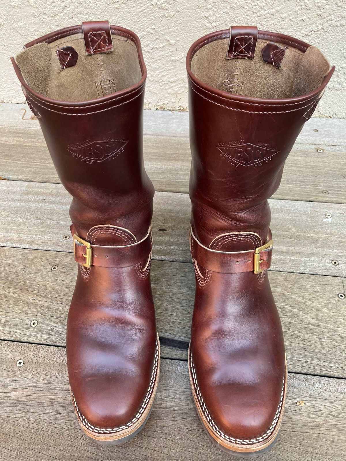 Photo by boogieshafer on January 5, 2022 of the Wesco Mister Lou in Horween Umber Chromexcel.