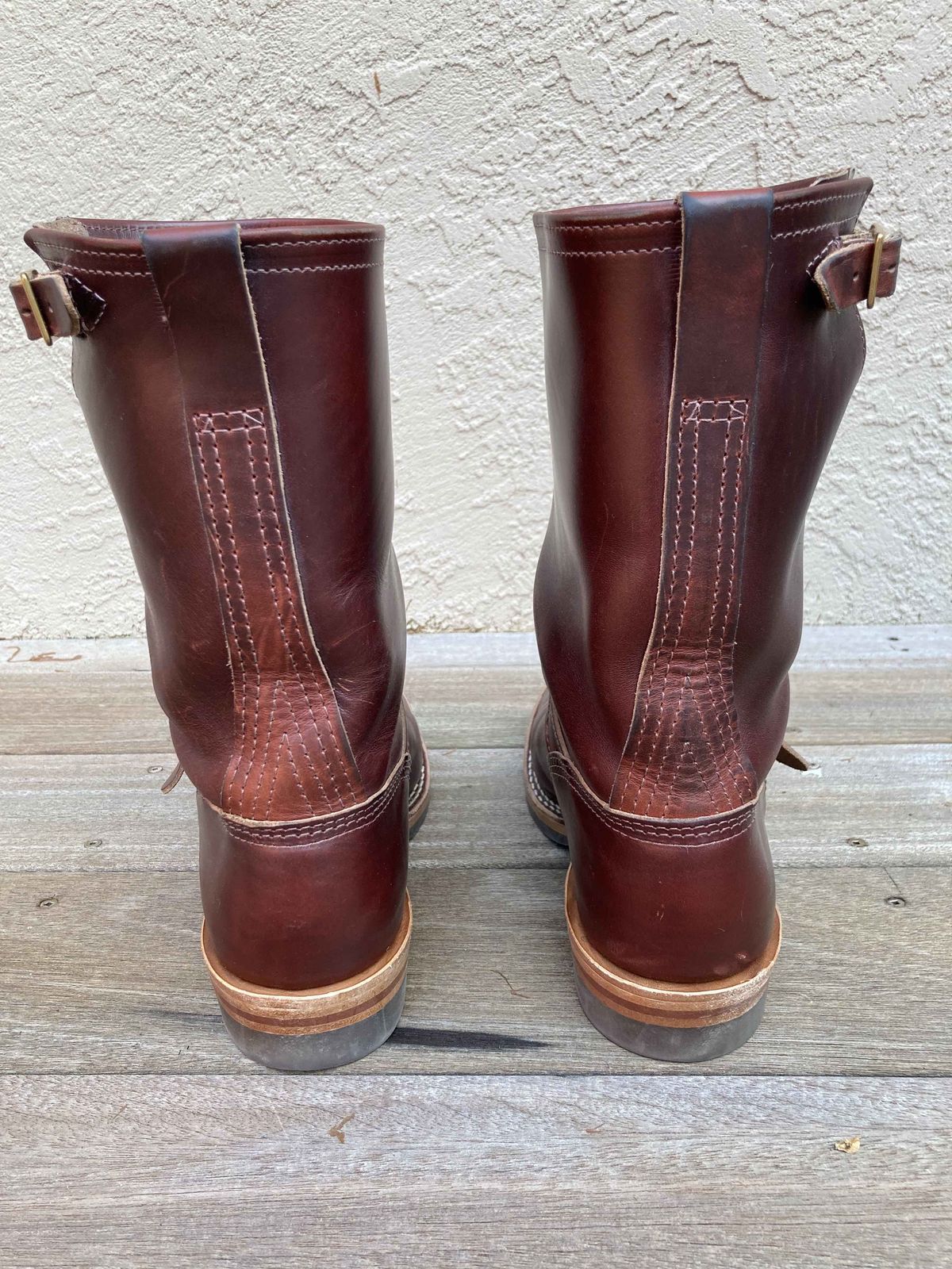 Photo by boogieshafer on January 5, 2022 of the Wesco Mister Lou in Horween Umber Chromexcel.