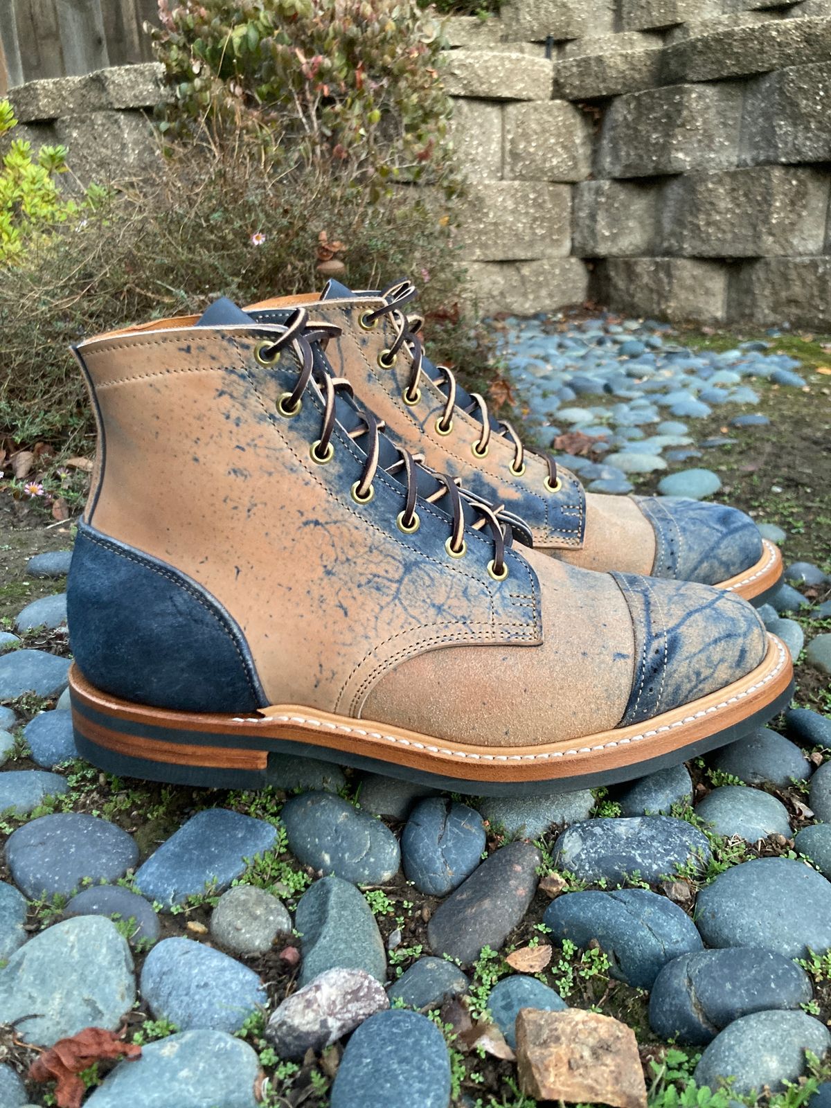 Photo by boogieshafer on December 6, 2022 of the Truman Service Boot in Navy Horse Rump Roughout.