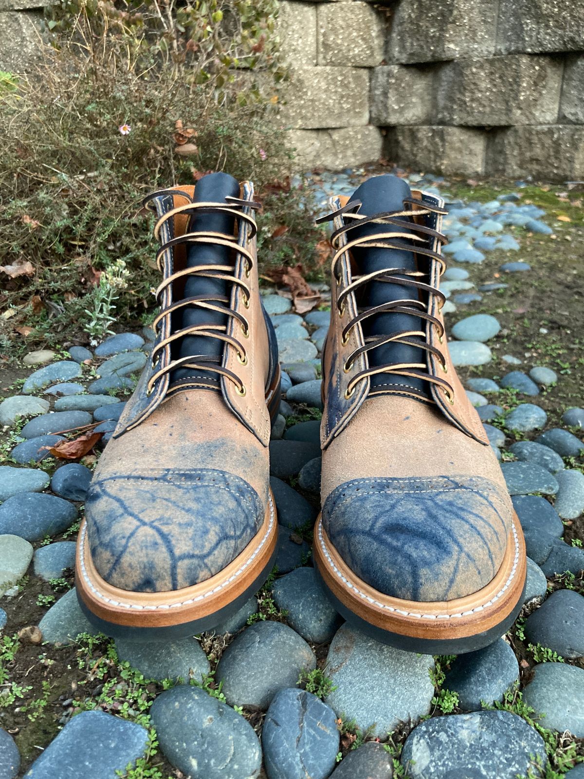 Photo by boogieshafer on December 6, 2022 of the Truman Service Boot in Navy Horse Rump Roughout.