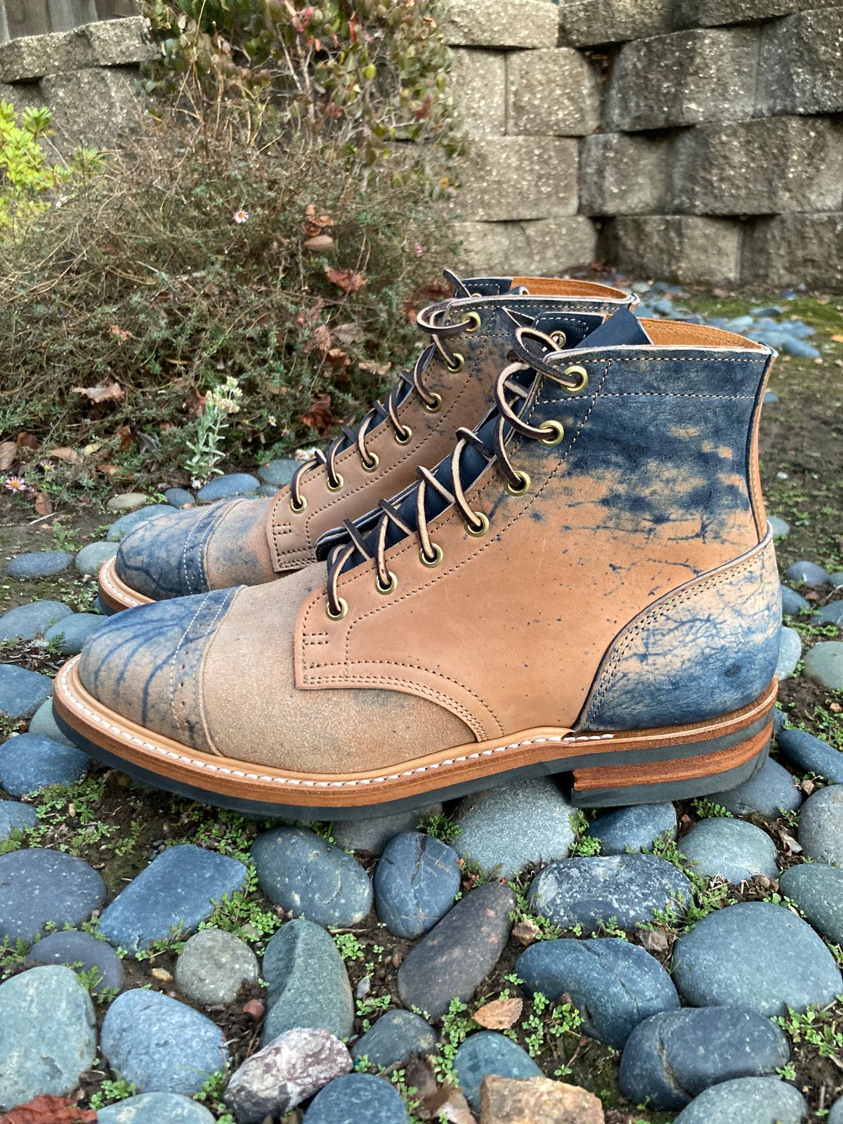 Photo by boogieshafer on December 6, 2022 of the Truman Service Boot in Navy Horse Rump Roughout.