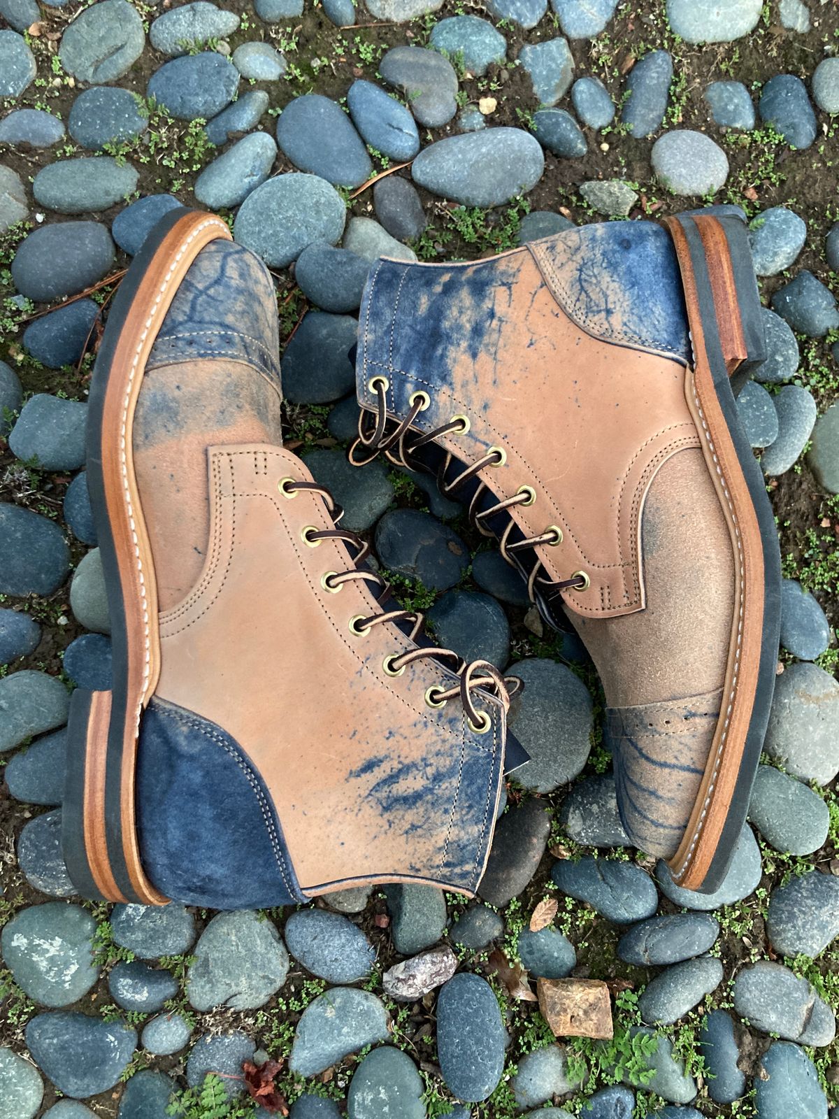 Photo by boogieshafer on December 6, 2022 of the Truman Service Boot in Navy Horse Rump Roughout.