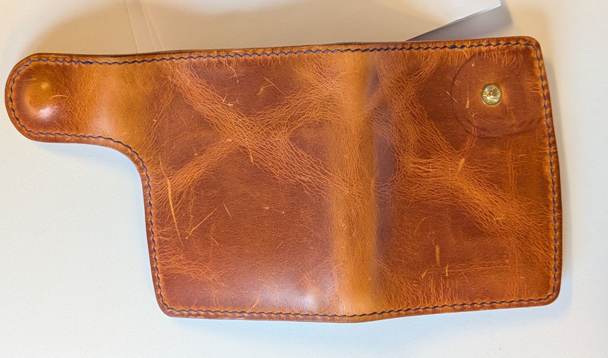 Photo by rabton on November 5, 2025 of the Ambar Snap Wallet in Conceria Walpier Navy Buttero & Badalassi Carlo Natural Waxy & Horween Armagnac Shell Cordovan.