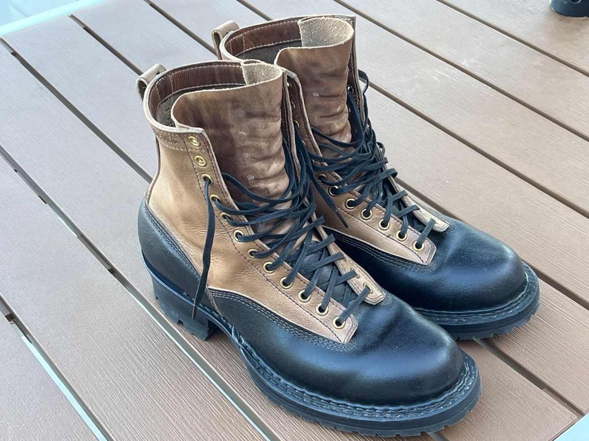 Photo by cajunpsycho on October 2, 2023 of the White's x Division Road LTT Logger 375 in Horween Black Waxed Flesh.