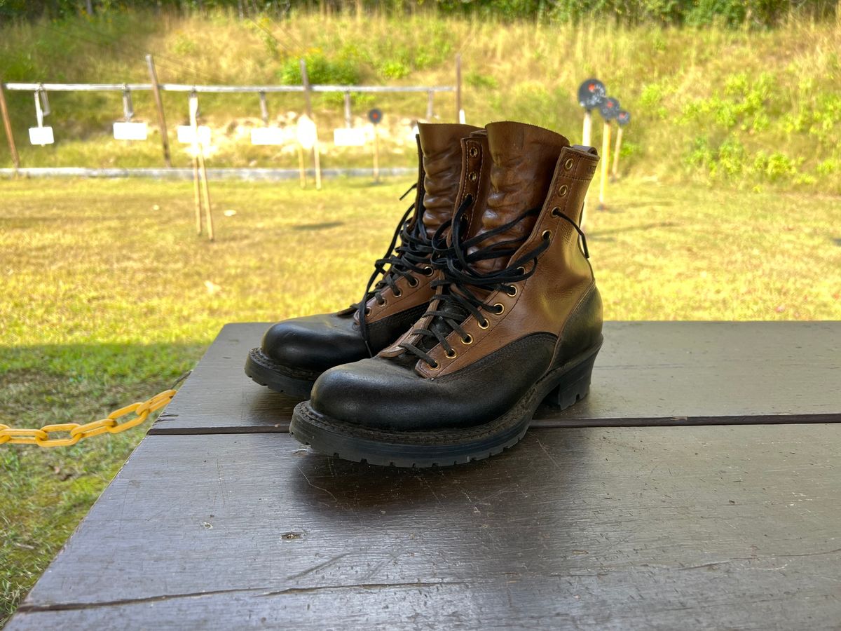 Photo by cajunpsycho on October 4, 2023 of the White's x Division Road LTT Logger 375 in Horween Black Waxed Flesh.