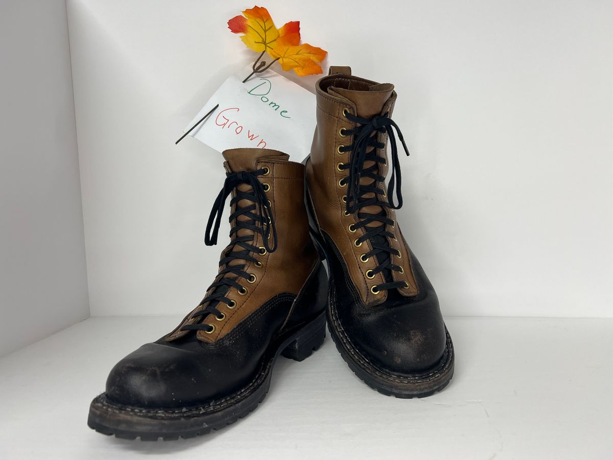 Photo by cajunpsycho on November 2, 2023 of the White's x Division Road LTT Logger 375 in Horween Black Waxed Flesh.