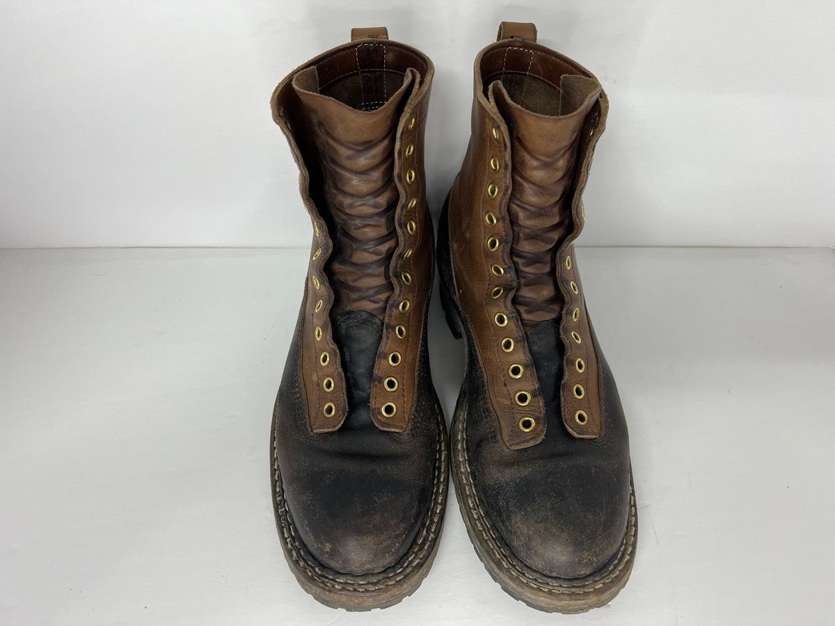 Photo by cajunpsycho on March 5, 2024 of the White's x Division Road LTT Logger 375 in Horween Black Waxed Flesh.