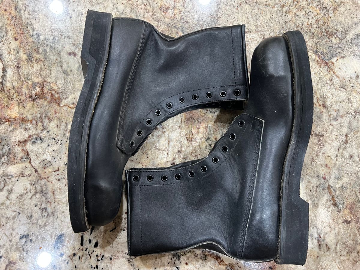 Photo by cajunpsycho on January 29, 2024 of the Addison Shoe Company Safety Toe, SP0100-00-D-0330 in Black Leather.