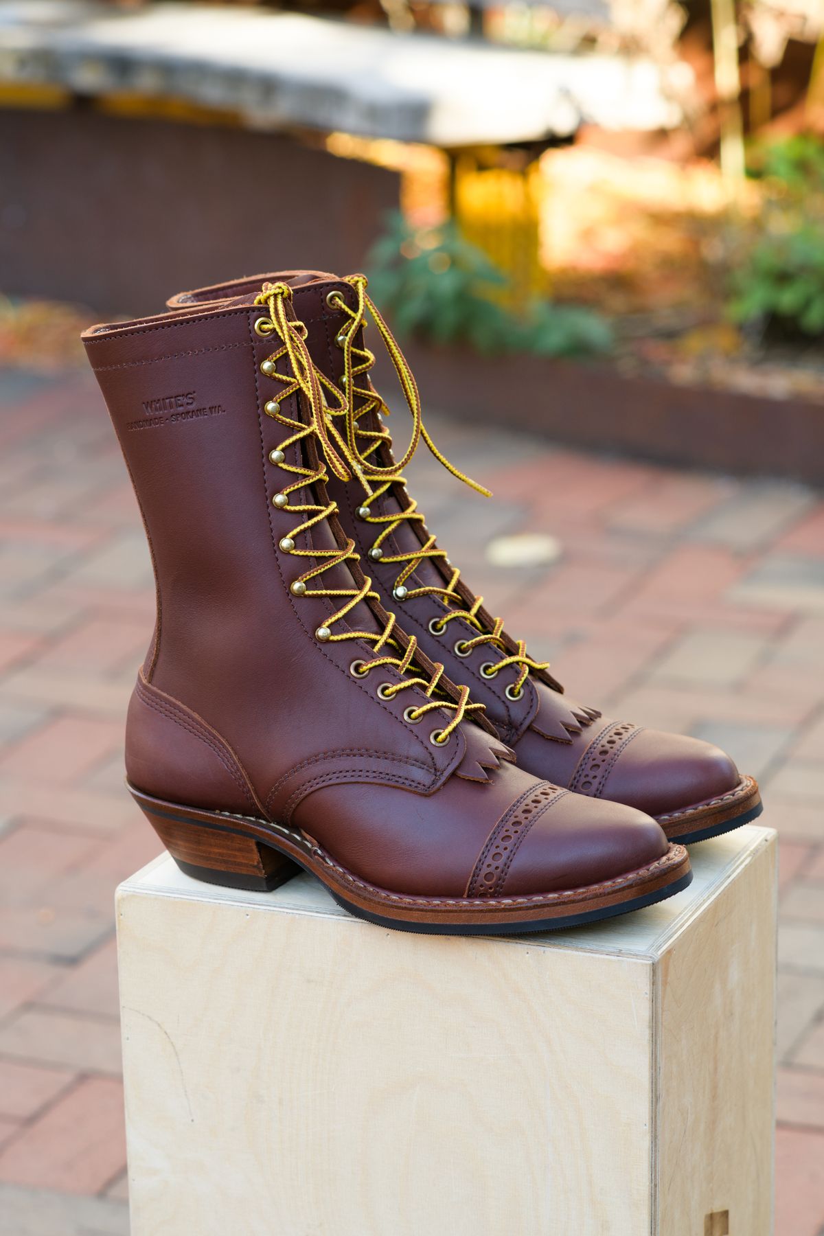 Photo by mattermanla on November 1, 2023 of the White's Packer Pointed Toe in Seidel Red Dog Oil Tan.
