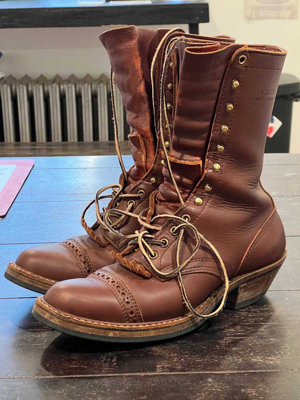 Photo by mattermanla on February 5, 2024 of the White's Packer Pointed Toe in Seidel Red Dog Oil Tan.
