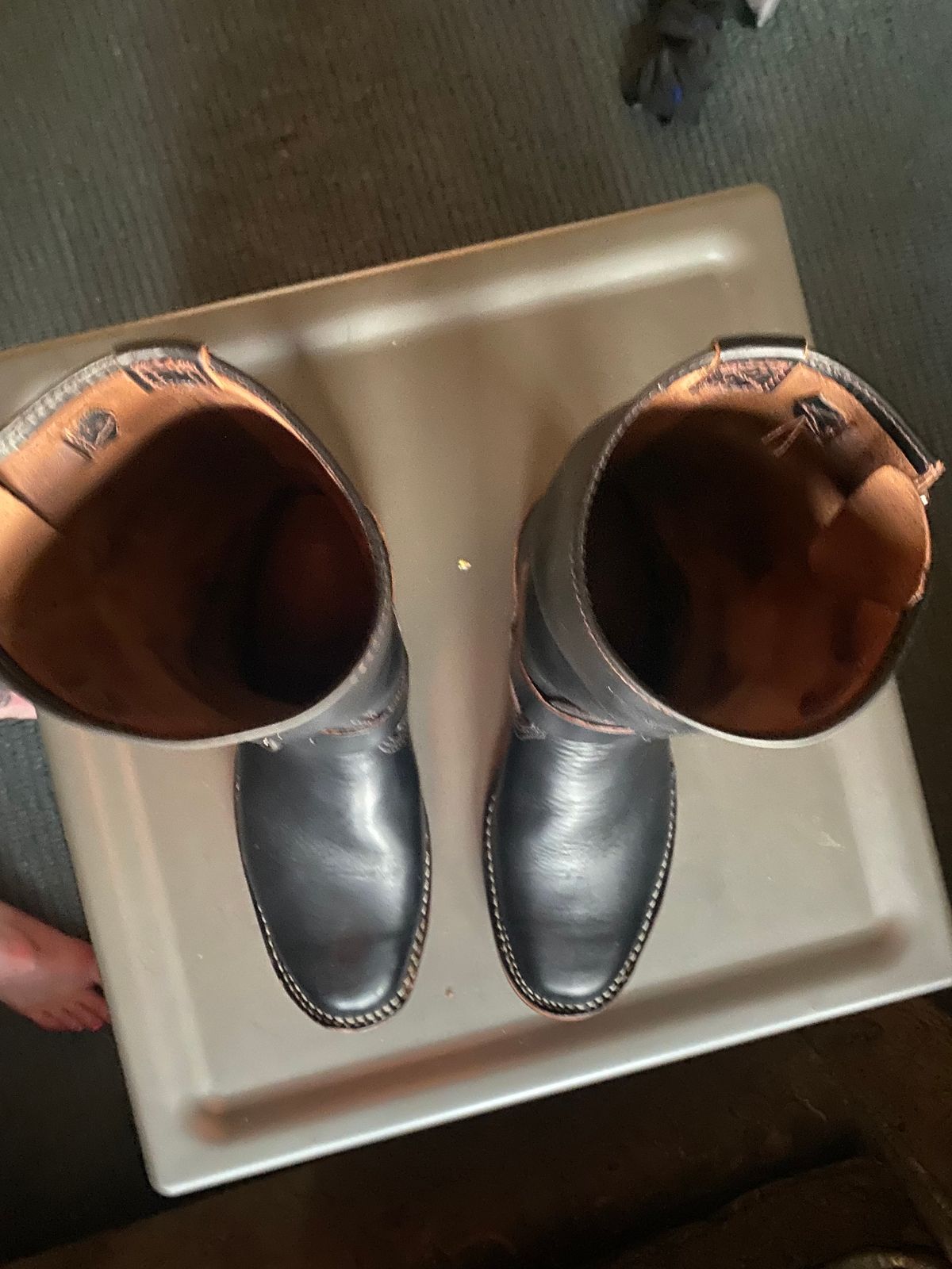 Photo by Finnian on October 2, 2023 of the Wesco Mister Lou in Horween Black Chromexcel Horsehide.