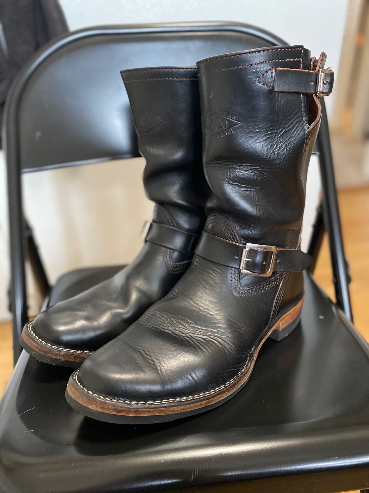 Photo by Finnian on January 2, 2024 of the Wesco Mister Lou in Horween Black Chromexcel Horsehide.