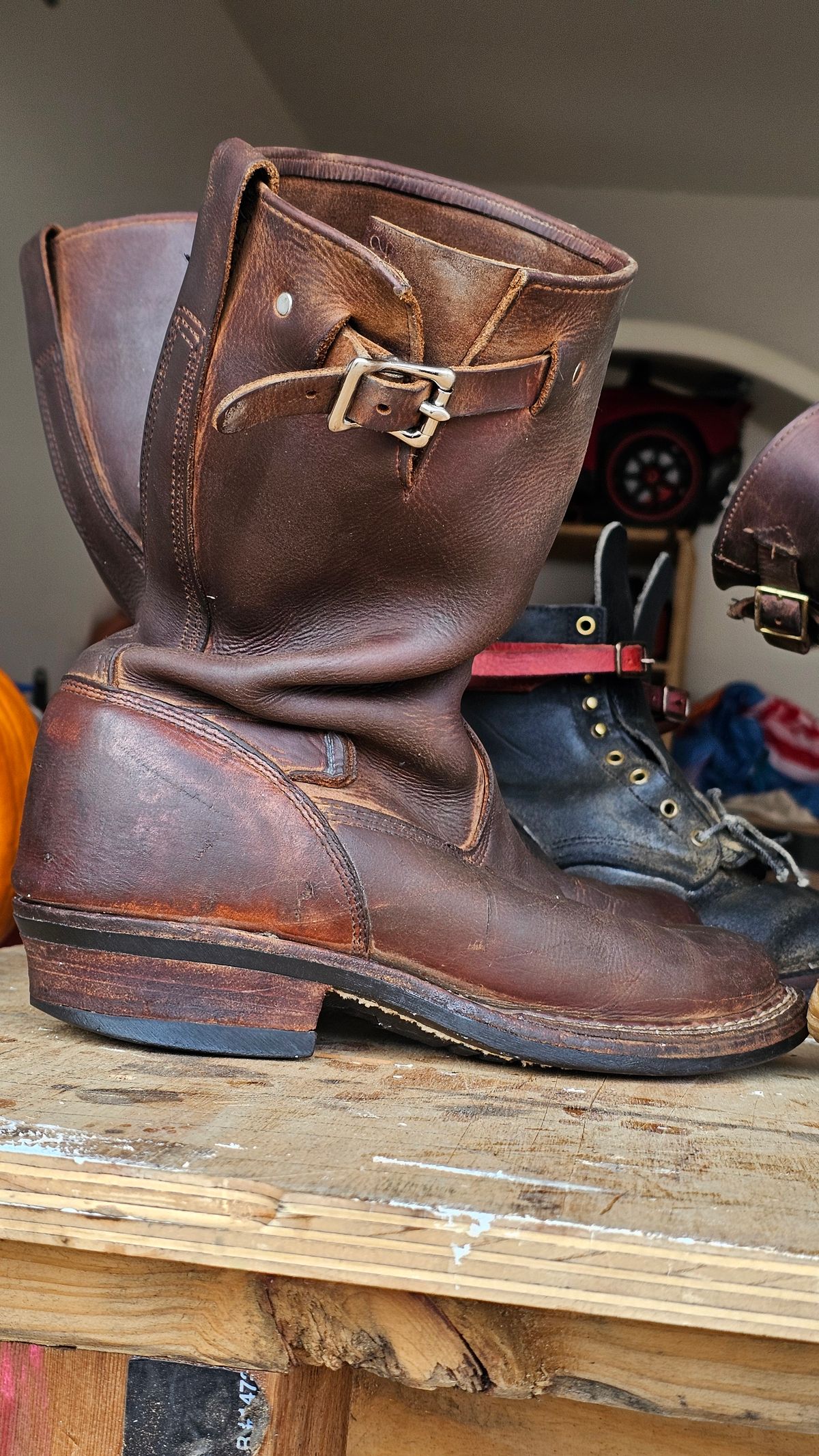 Photo by arriaga214 on November 16, 2025 of the White's Nomad Engineer Boots in Brown Distress.