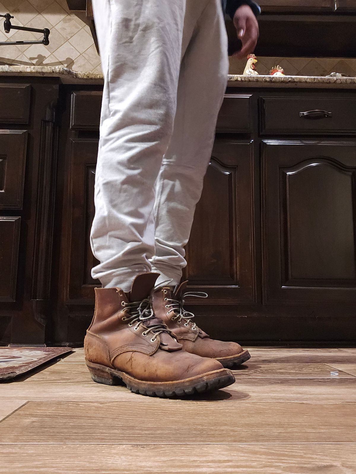 Photo by arriaga214 on January 8, 2024 of the JK Boots Superduty in Seidel Redwood Oil Tan.