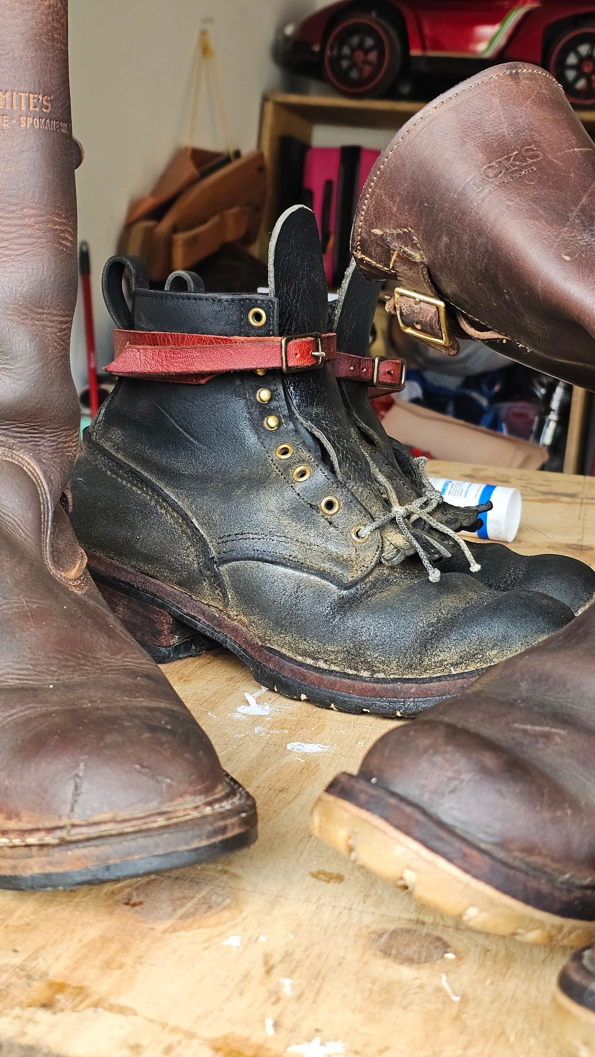 Photo by arriaga214 on November 16, 2025 of the Nicks Urban Logger in Black Heavy Duty.