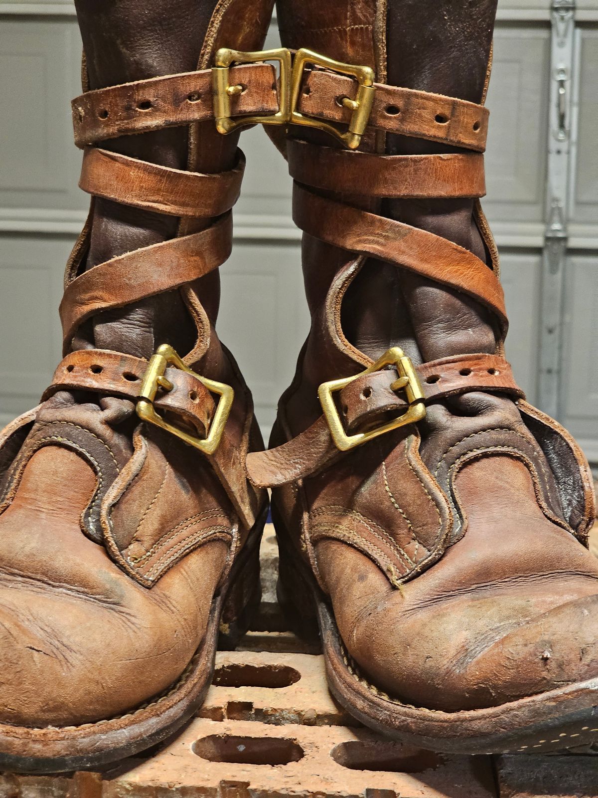Photo by arriaga214 on February 4, 2025 of the Nicks Heritage TankerPro in Horween Natural Dublin.