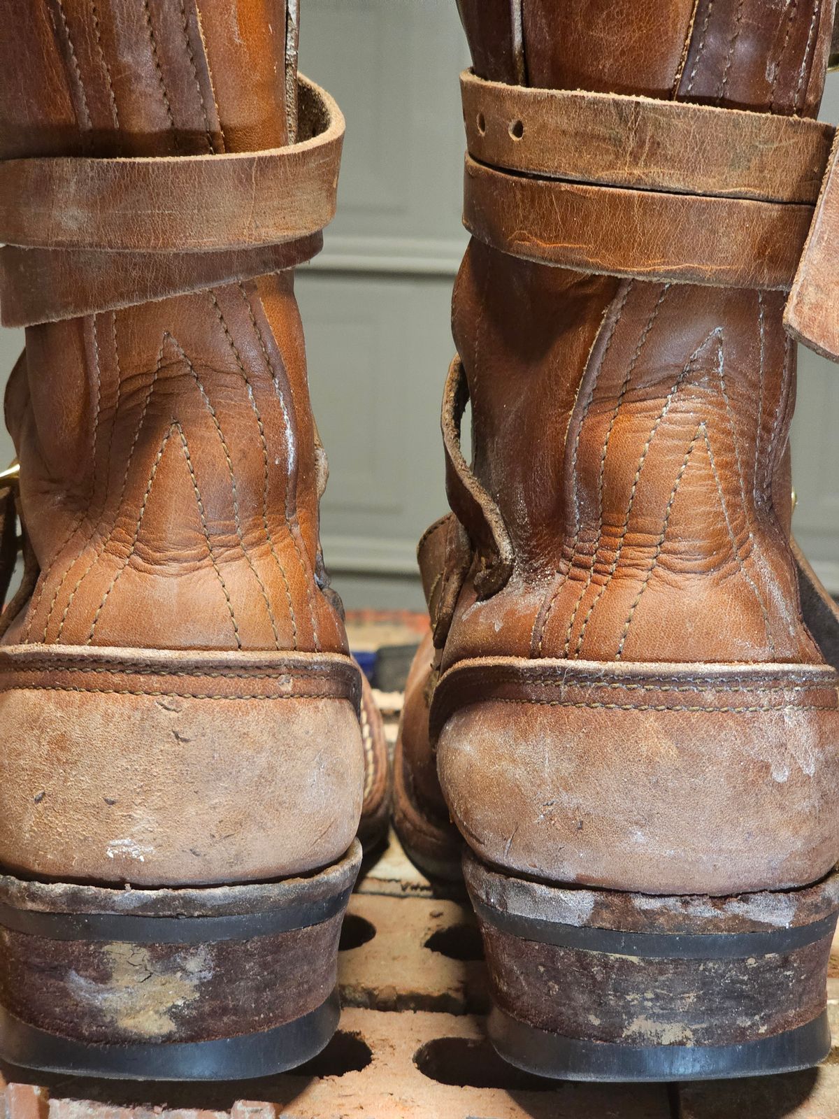 Photo by arriaga214 on February 4, 2025 of the Nicks Heritage TankerPro in Horween Natural Dublin.