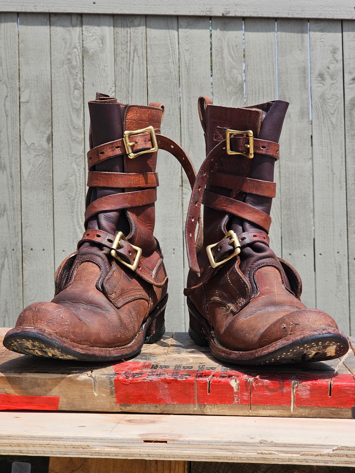 Photo by arriaga214 on March 30, 2025 of the Nicks Heritage TankerPro in Horween Natural Dublin.