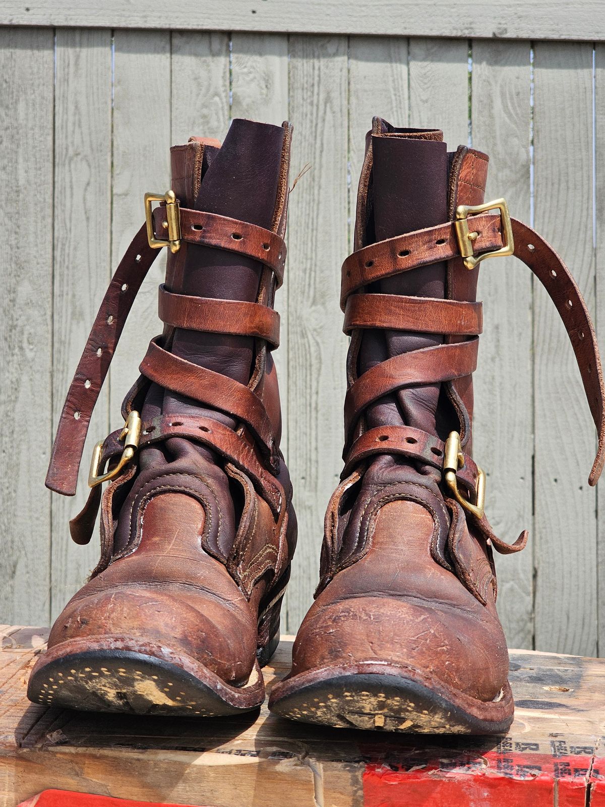 Photo by arriaga214 on March 30, 2025 of the Nicks Heritage TankerPro in Horween Natural Dublin.