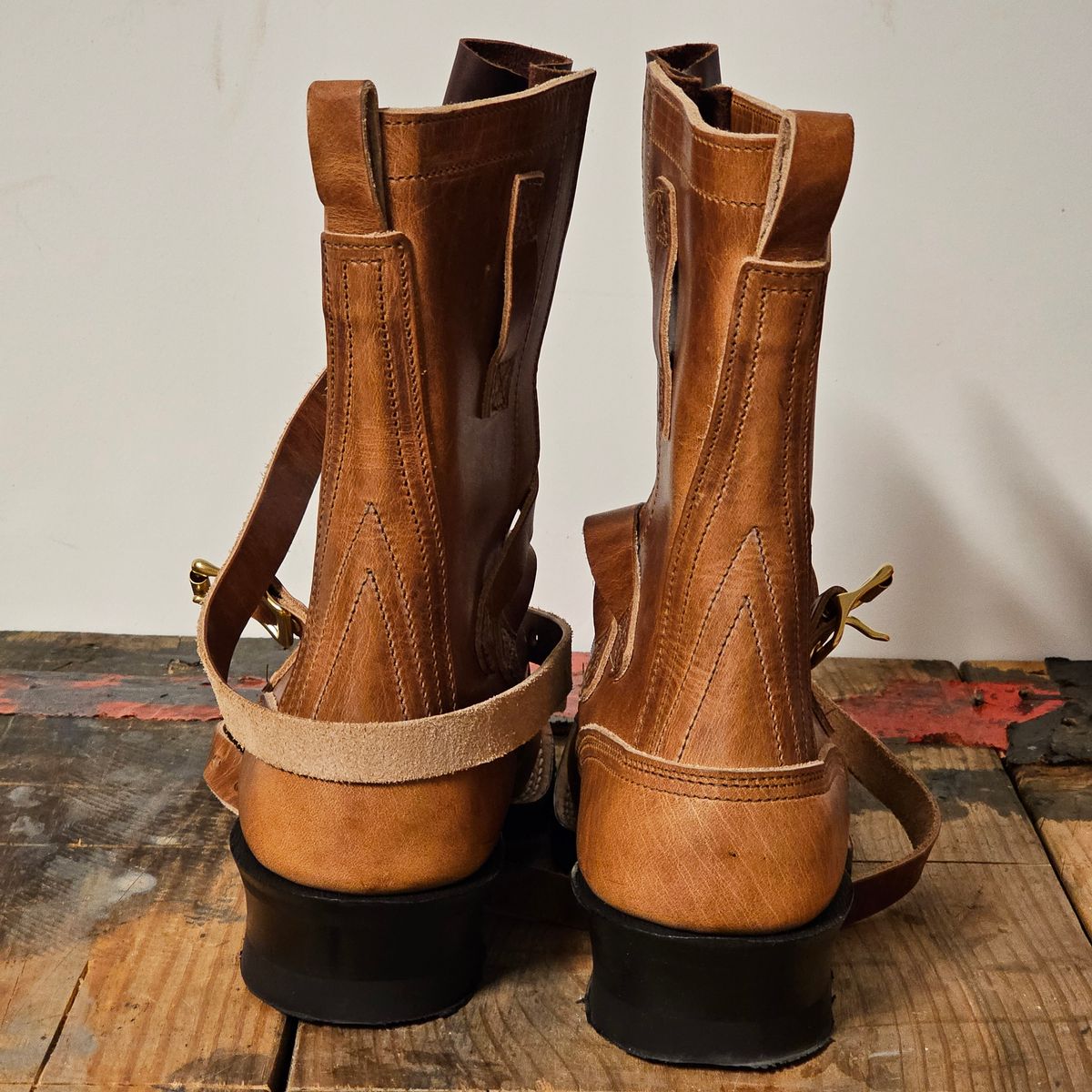 Photo by arriaga214 on October 1, 2024 of the Nicks Heritage TankerPro in Horween Natural Dublin.