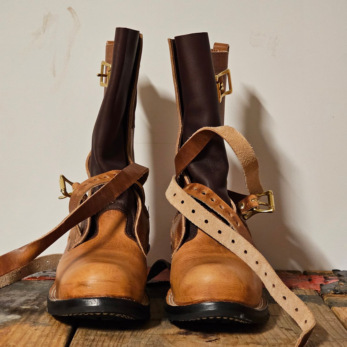 Photo by arriaga214 on October 1, 2024 of the Nicks Heritage TankerPro in Horween Natural Dublin.