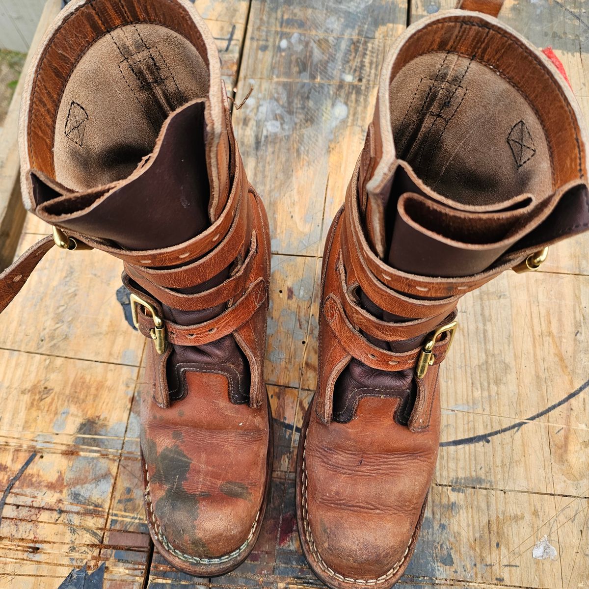 Photo by arriaga214 on December 1, 2024 of the Nicks Heritage TankerPro in Horween Natural Dublin.
