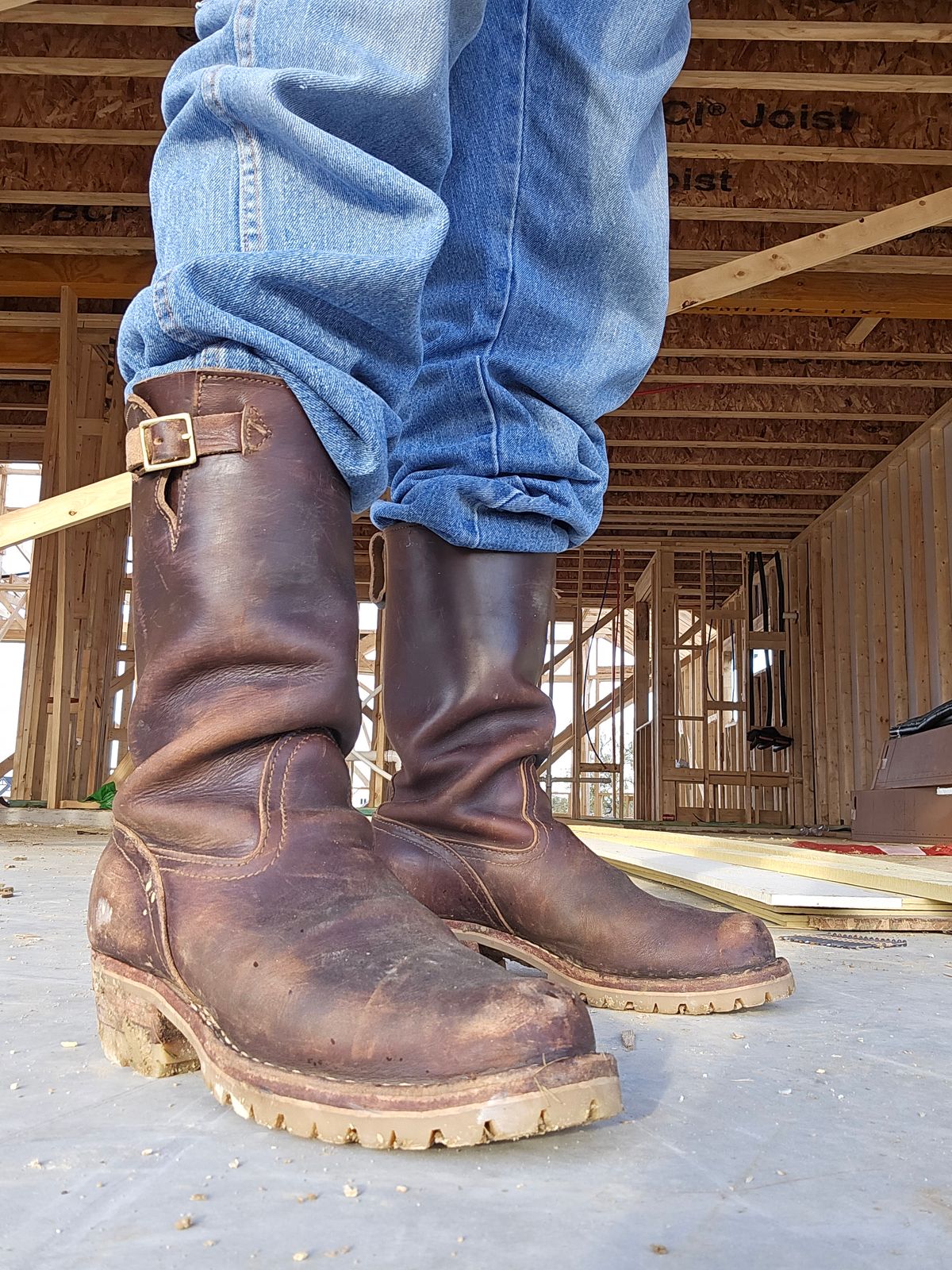 Photo by arriaga214 on November 13, 2023 of the Nicks Renegade in Horween Brown Chromexcel.