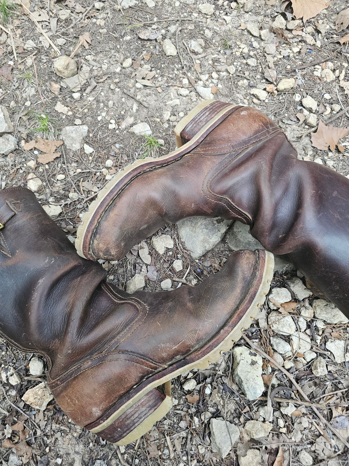 Photo by arriaga214 on March 1, 2024 of the Nicks Renegade in Horween Brown Chromexcel.
