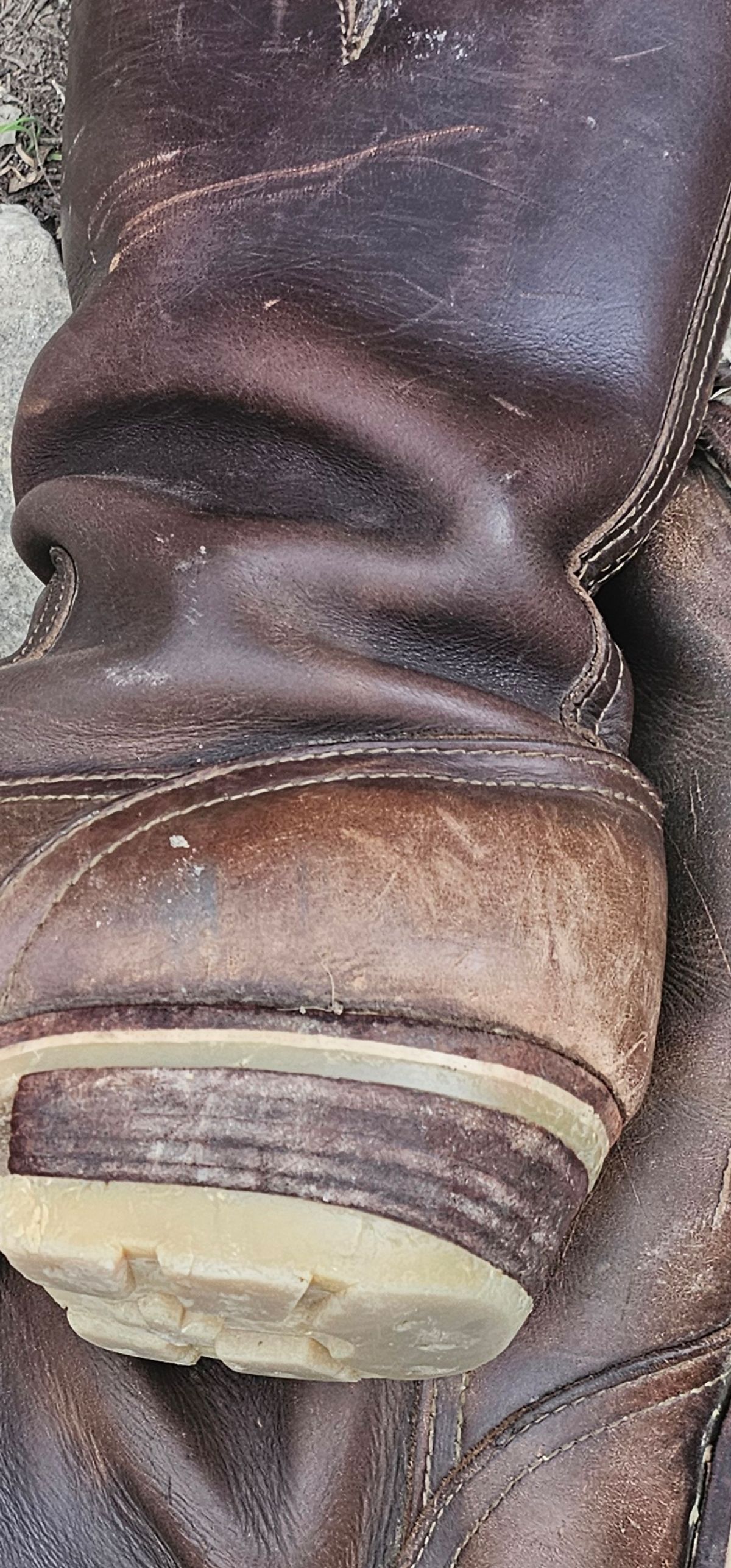 Photo by arriaga214 on March 1, 2024 of the Nicks Renegade in Horween Brown Chromexcel.