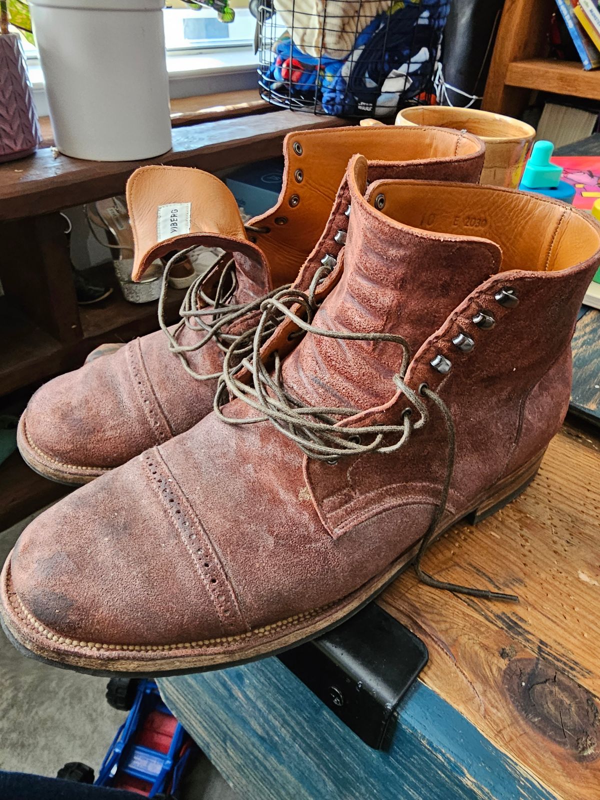 Photo by arriaga214 on September 10, 2023 of the Viberg Service Boot in C.F. Stead Milkshake Calf Suede.