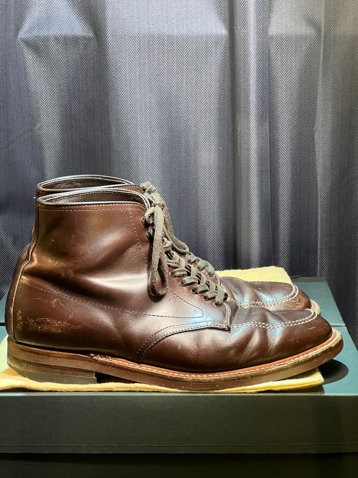Photo by wabi_sabione on March 5, 2023 of the Alden Indy Boot in Horween Brown Chromexcel.