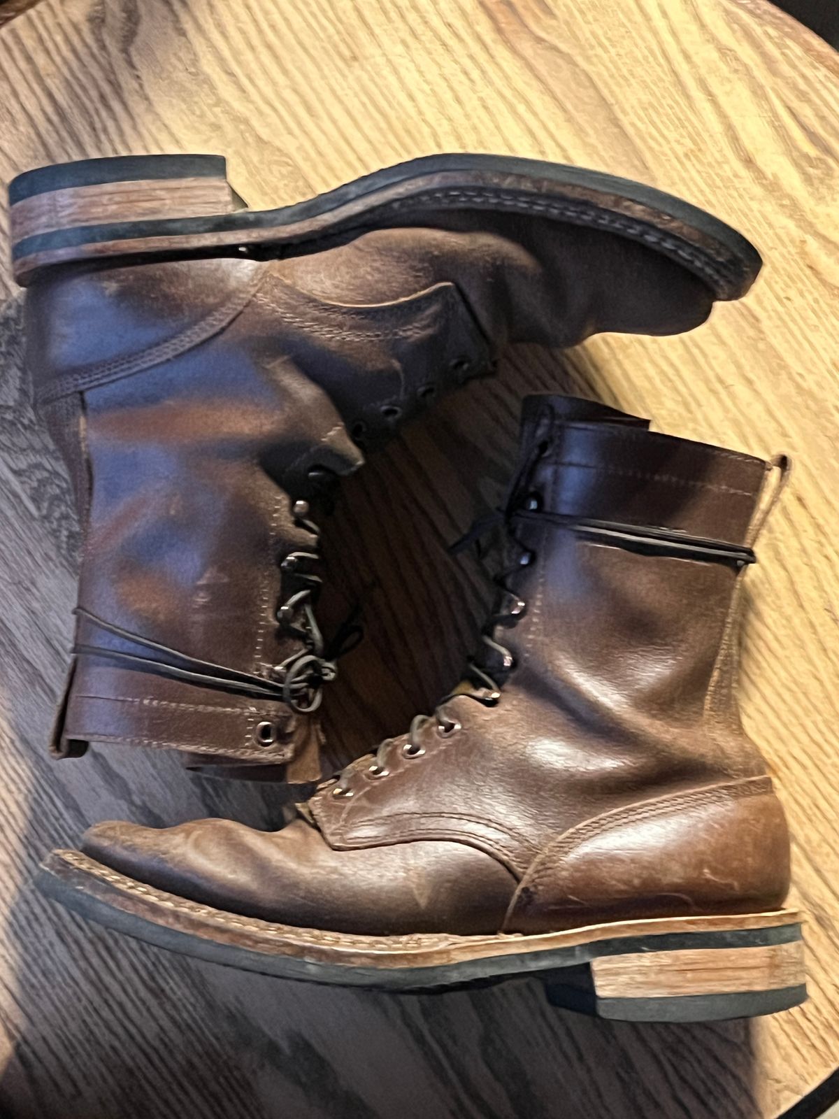 Photo by wabi_sabione on January 6, 2026 of the White's Bounty Hunter in Horween Natural Waxed Flesh.